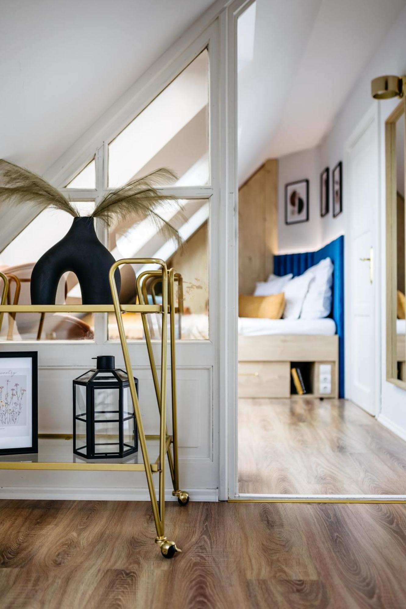 Апартаменты Nook With A View - Quelle Дьёр Экстерьер фото